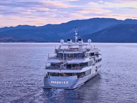 Marquise Yacht Charter, photograph 10