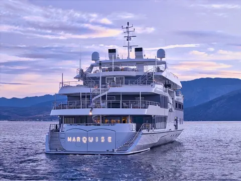 Marquise Yacht Charter, photograph 8
