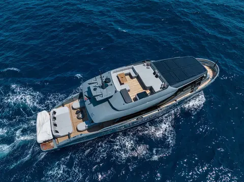 Martita Yacht Charter, photograph 3