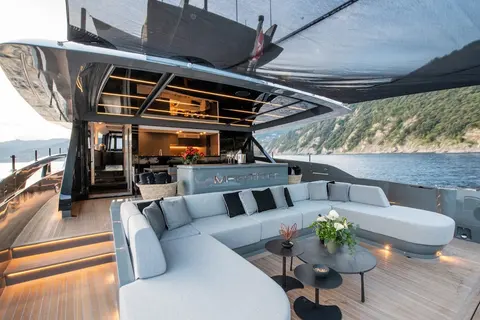 Martita Yacht Charter, photograph 8