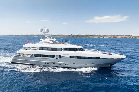 Maximilian Mmiv Yacht Charter, photograph 2