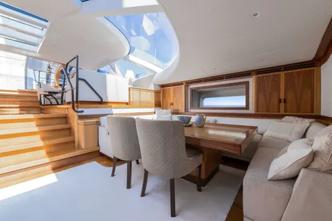 Mes Amis Yacht Charter, photograph 5