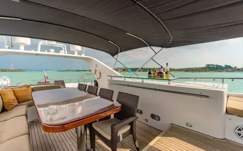 Mia Kai Yacht Charter, photograph 12