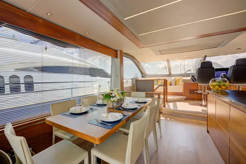 Mikel Angelo Yacht Charter, photograph 12