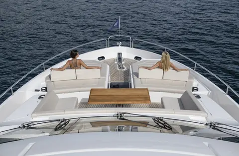 Mikel Angelo Yacht Charter, photograph 2