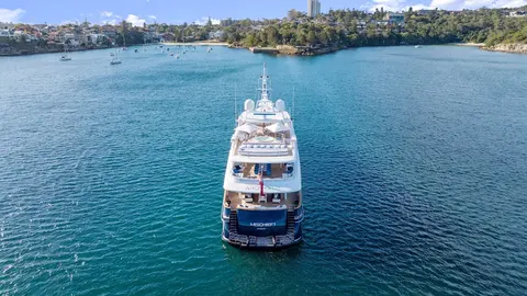Mischief Yacht Charter, photograph 11