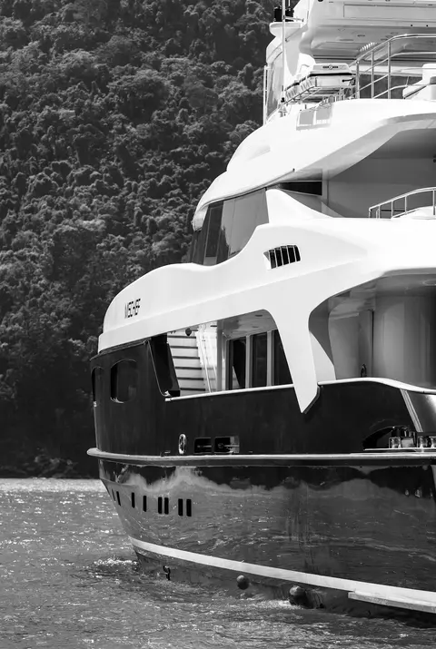 Mischief Yacht Charter, photograph 9