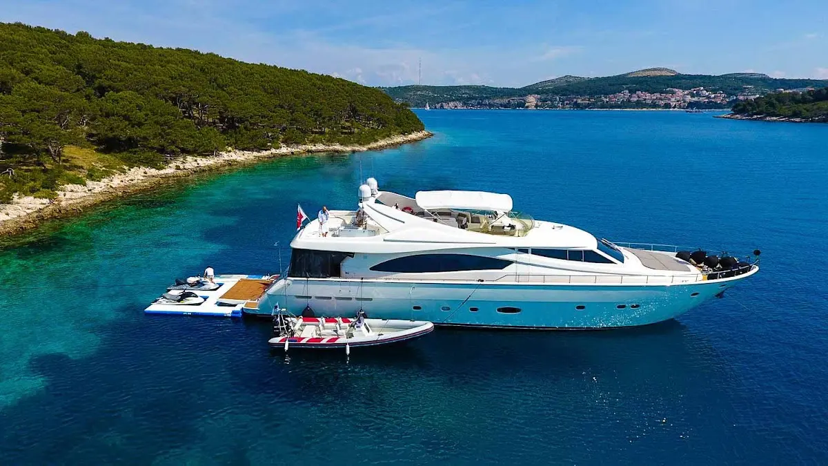 Miss Katariina Yacht Charter