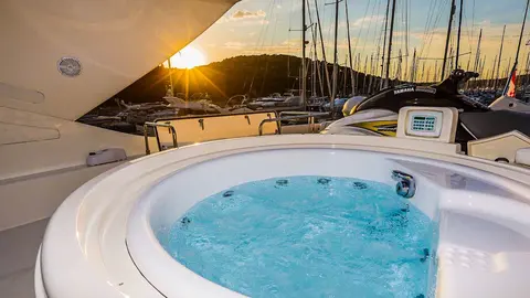 Miss Katariina Yacht Charter, photograph 7