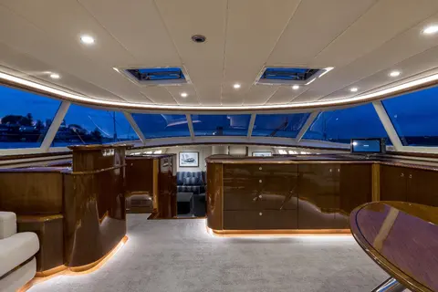 Miss Silver Yacht Charter, photograph 10