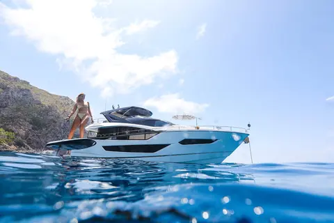Moonlight Yacht Charter, photograph 4