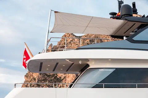 Moonshot Yacht Charter, photograph 11