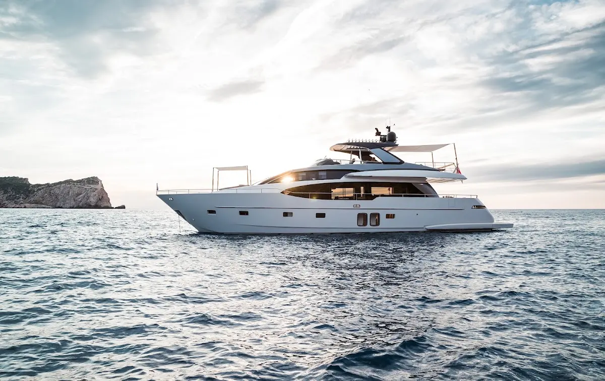 Moonshot Yacht Charter