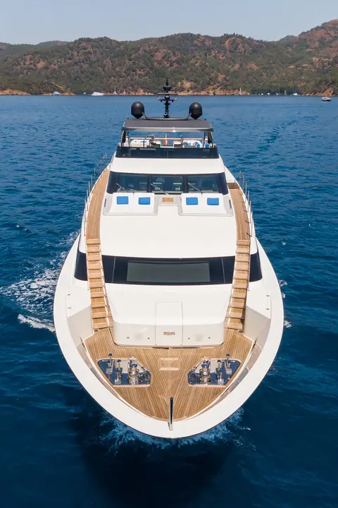 Morning Star Yacht Charter, photograph 11