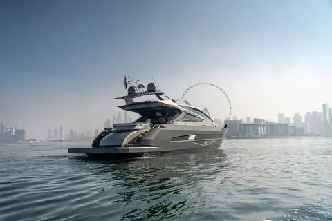 Morrigan Yacht Charter in Dubai, photograph 2