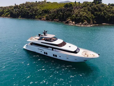Muma Yacht Charter, photograph 4