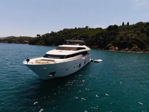 Muma Yacht Charter, photograph 5