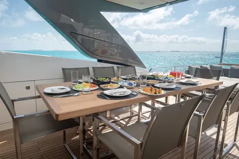 Muma Yacht Charter, photograph 7