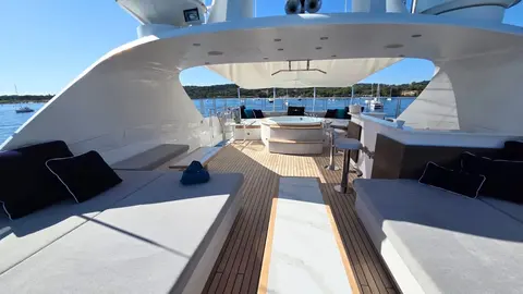 MY Way V Yacht Charter, photograph 8