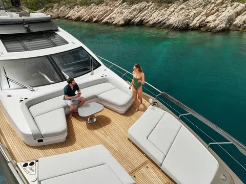 Myne Yacht Charter, photograph 10