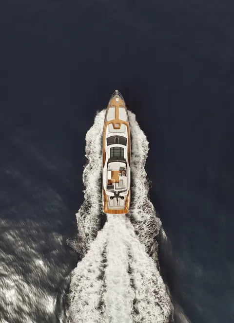 Myne Yacht Charter, photograph 3