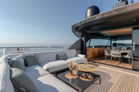 New York Yacht Charter, photograph 11