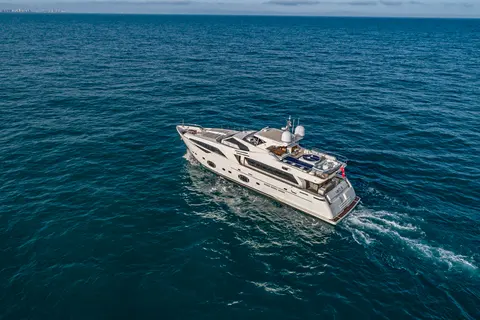 Niko III Yacht Charter, photograph 4