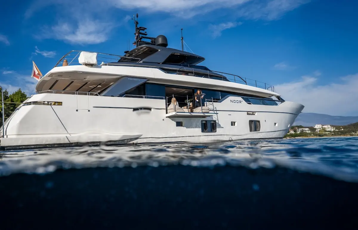 Noor II Yacht Charter