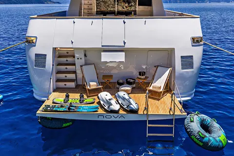 Nova Yacht Charter, photograph 11