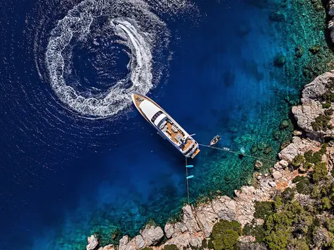 Nova Yacht Charter, photograph 5