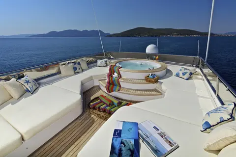 O’rion Yacht Charter, photograph 4