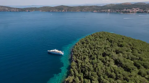 Ohana Yacht Charter, photograph 4