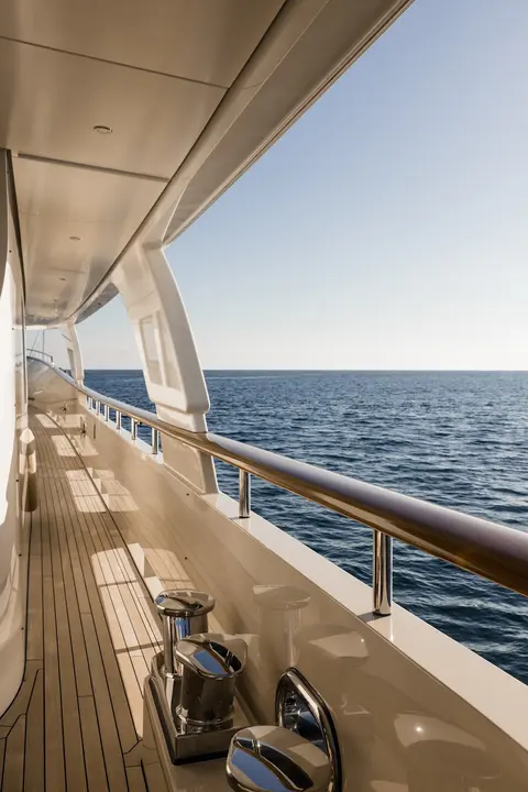 Orizzonte Yacht Charter, photograph 11