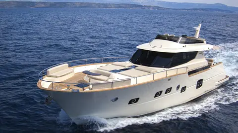 Panta Rei Yacht Charter, photograph 4