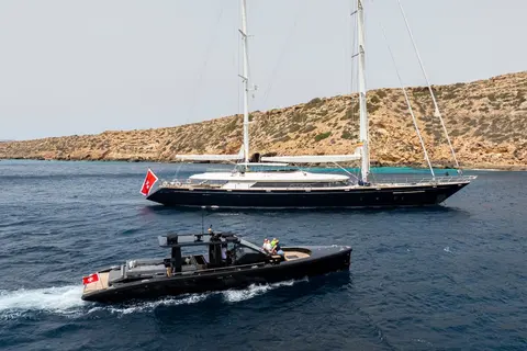 Perseus Yacht Charter, photograph 6