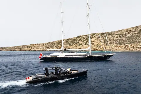 Perseus Yacht Charter, photograph 7