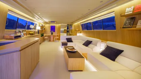 Phantom Yacht Charter, photograph 8