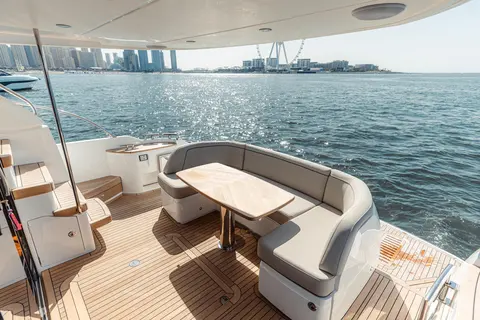 Princess F50 Yacht for Sale, photograph 3