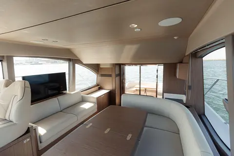 Princess F50 Yacht for Sale, photograph 8