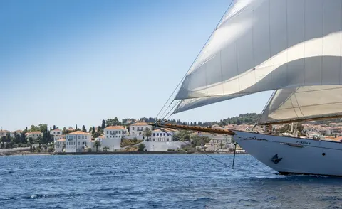 Puritan Yacht Charter, photograph 12