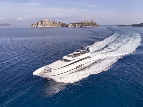 Ο΄νειrο Yacht Charter, photograph 2