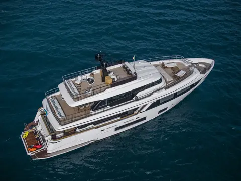 Rare Gem Yacht Charter, photograph 8