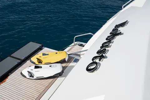 Robusto Yacht Charter, photograph 9