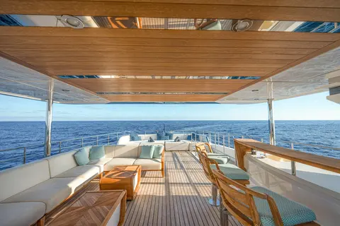 Rocket One Yacht Charter, photograph 11