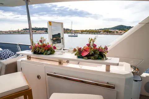 Romy One Yacht Charter, photograph 7