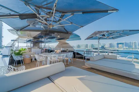Saffuriya Yacht Charter in Dubai, photograph 6