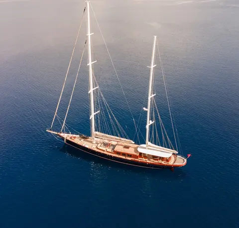 Sallyna Yacht Charter, photograph 11