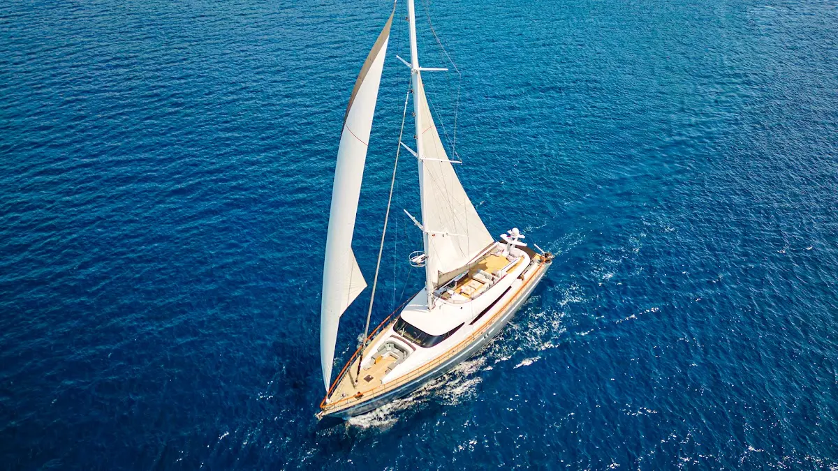 San Limi Yacht Charter