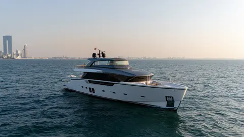 San Lorenzo SX88 Yacht Charter in Dubai, photograph 2