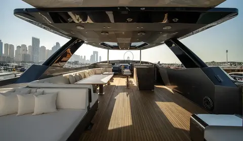 Santorini Yacht Charter in Dubai, photograph 6